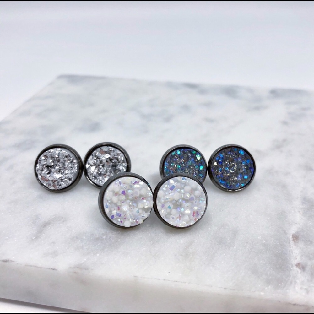 💗Light Druzy faux stone earrings from sanctuary